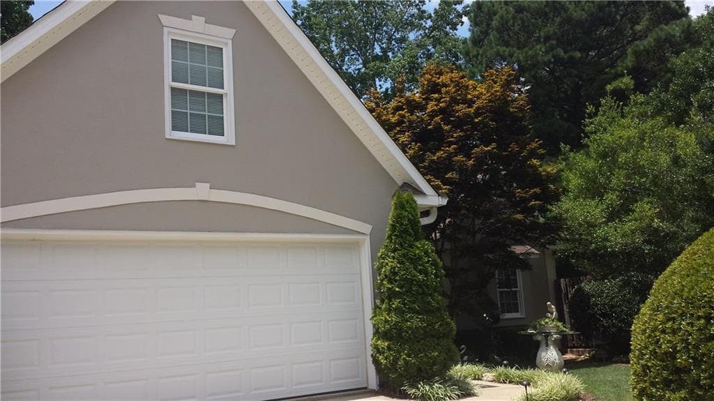 10 VILLAGE Lane, Newnan, GA 30265 — most recent listing photo