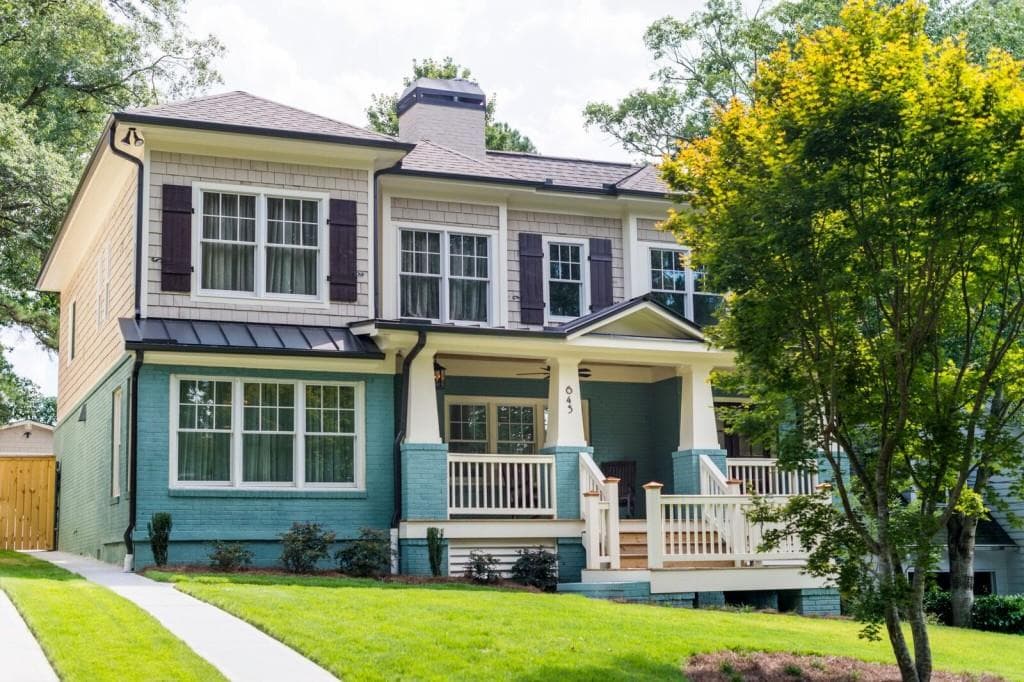 5 bedroom, 3,302 sq ft single family residence sold at 645 Hillpine Drive, Atlanta, GA 30306