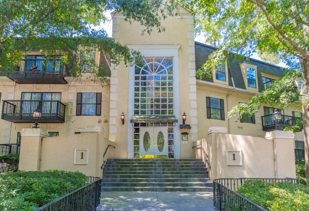 2 bedroom, 1,504 sq ft condominium sold at 1314 Pine Heights Drive 1314, Atlanta, GA 30324