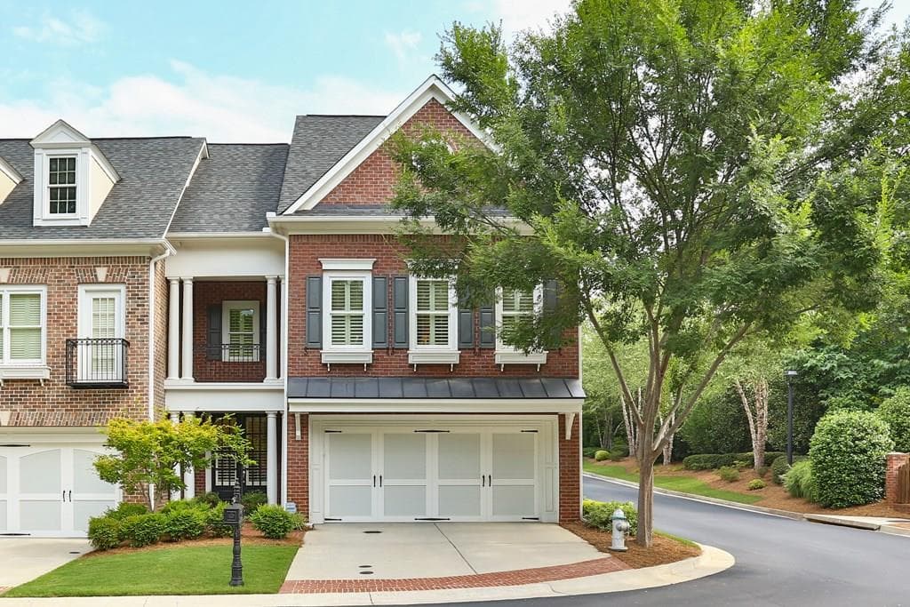 4 bedroom, 2,600 sq ft townhouse sold at 2451 Claystone Lane 0, Alpharetta, GA 30009
