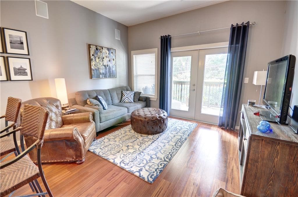 1 bedroom, 683 sq ft condominium sold at 870 Inman Village Parkway 312, Atlanta, GA 30307