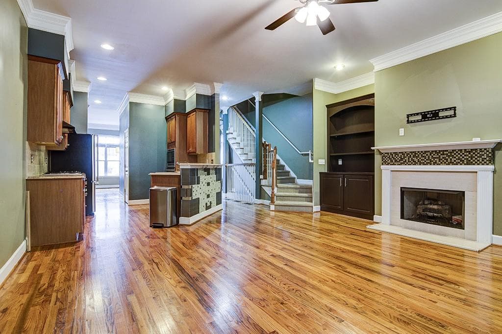 3 bedroom, 2,385 sq ft townhouse sold at 1133 Scott Boulevard 9, Decatur, GA 30030