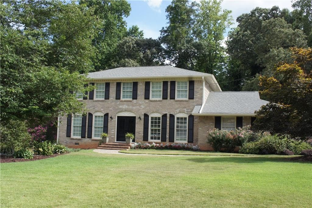 1303 Holly Bank Circle, Dunwoody, GA 30338 — most recent listing photo