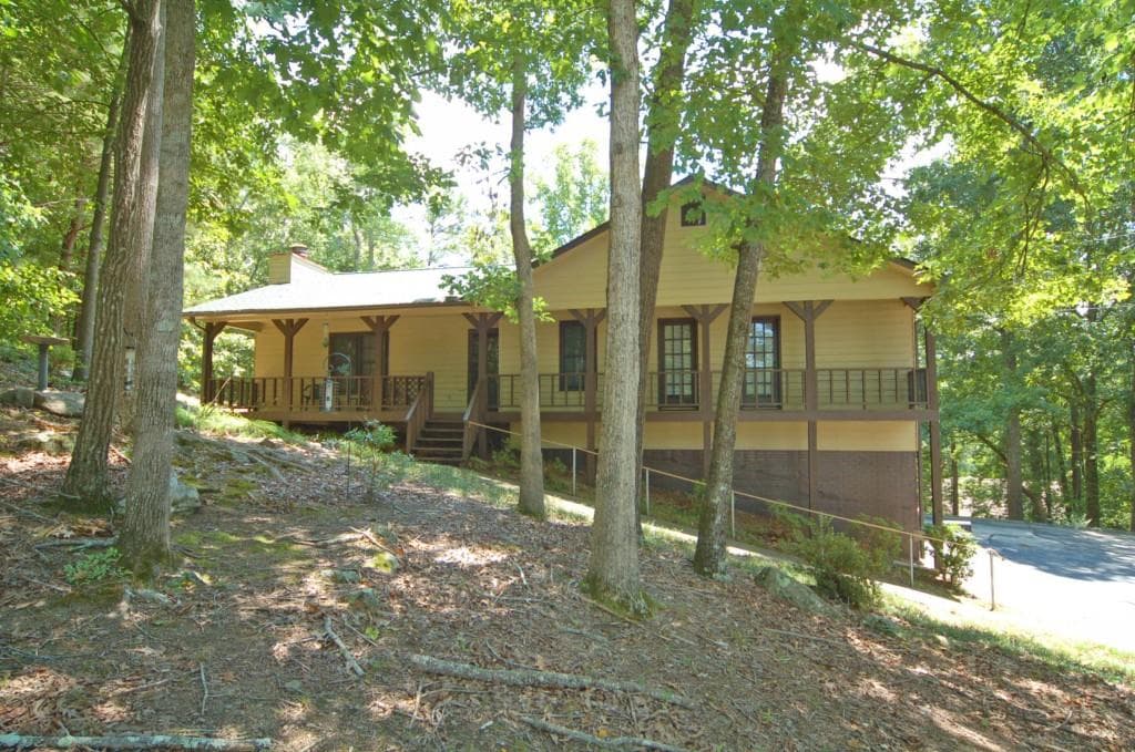 339 Hill Crest Circle, Woodstock, GA 30188 — most recent listing photo