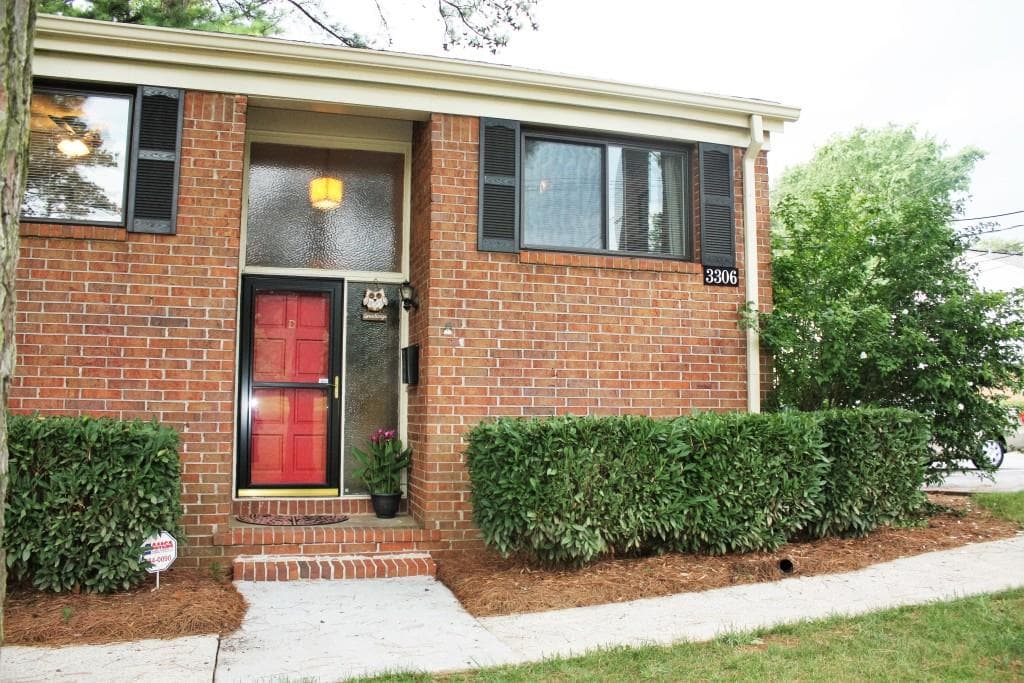 4 bedroom, 1,846 sq ft condominium sold at 3306 Northcrest Road D, Atlanta, GA 30340