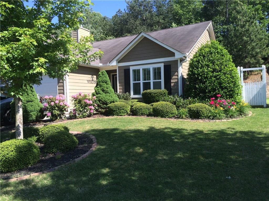 3 bedroom, 1,520 sq ft single family residence sold at 532 Walnut Woods Drive, Braselton, GA 30517