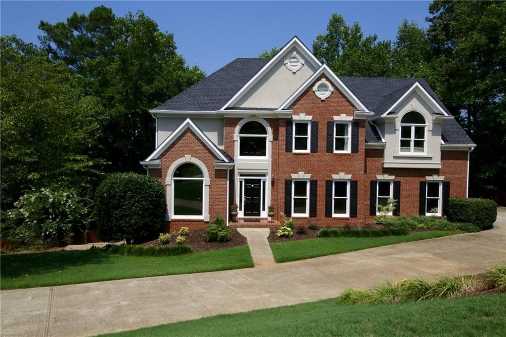 570 Bircham Way, Roswell, GA 30075 — most recent listing photo
