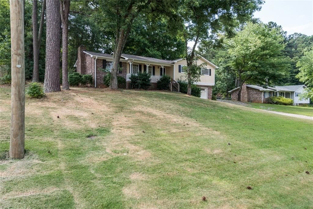 3 bedroom, 1,487 sq ft single family residence sold at 607 Ravenwood, Woodstock, GA 30188