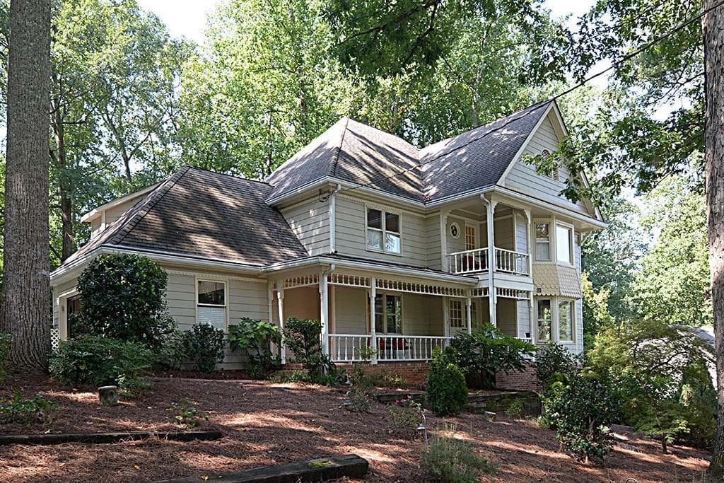 4 bedroom, 3,290 sq ft single family residence sold at 4127 BRIARGLADE Way, Atlanta, GA 30340
