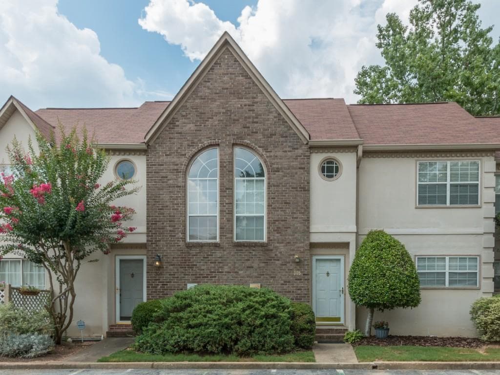 305 Bridge Lane, Smyrna, GA 30082 — most recent listing photo