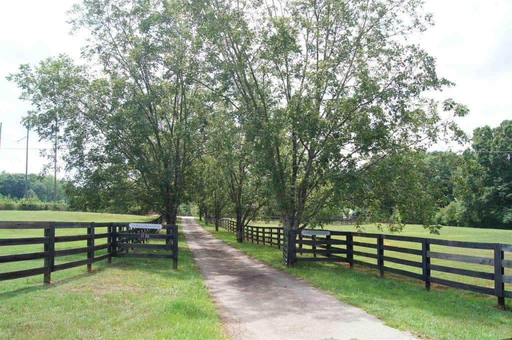 3 bedroom single family residence sold at 1134 Corinth Road, Newnan, GA 30263