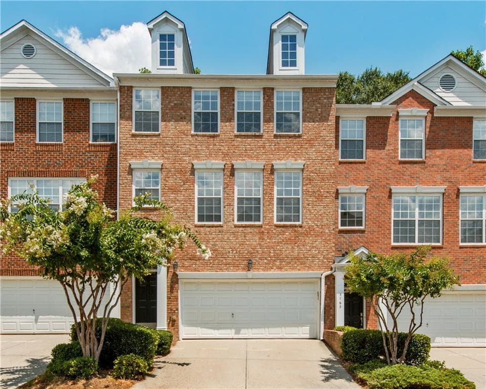 5 bedroom, 2,544 sq ft townhouse sold at 3761 Chattahoochee Summit Drive 3, Atlanta, GA 30339
