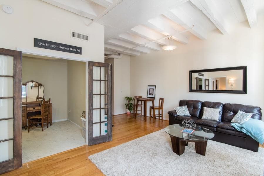2 bedroom, 902 sq ft condominium sold at 32 Peachtree Street 1603, Atlanta, GA 30303