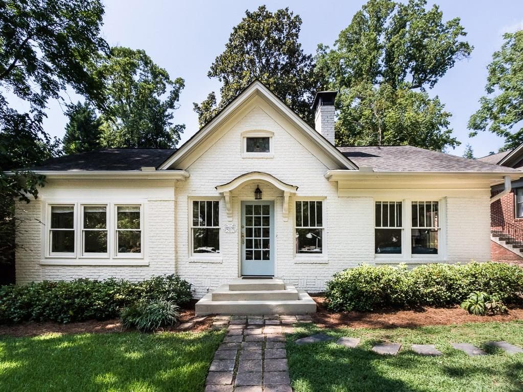 3 bedroom, 1,373 sq ft single family residence sold at 213 Michigan Avenue, Decatur, GA 30030