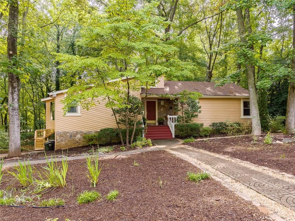 3052 Sycamore Lane, Marietta, GA 30066 — most recent listing photo