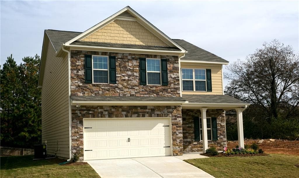 4 bedroom, 2,508 sq ft single family residence sold at 107 Stonewood Creek Drive, Dallas, GA 30132