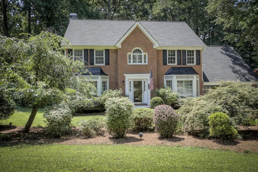 4 bedroom, 3,290 sq ft single family residence sold at 1850 Bridle  Ridge Trace, Roswell, GA 30075