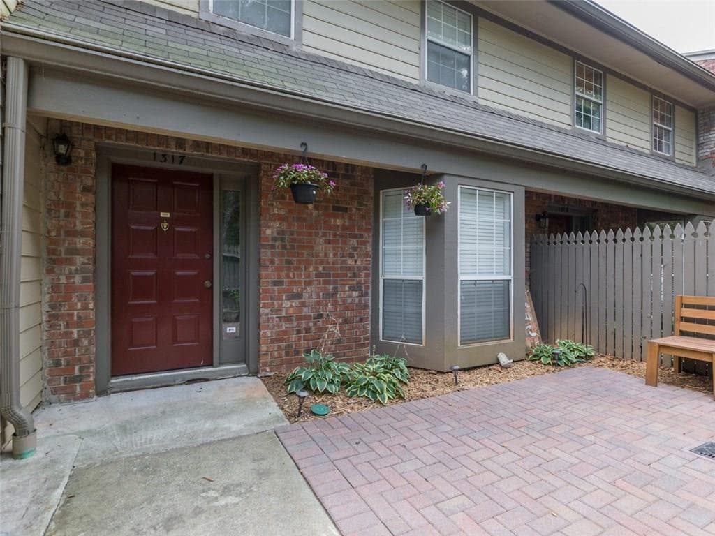 3 bedroom, 1,360 sq ft townhouse sold at 1317 Weatherstone Way, Atlanta, GA 30324