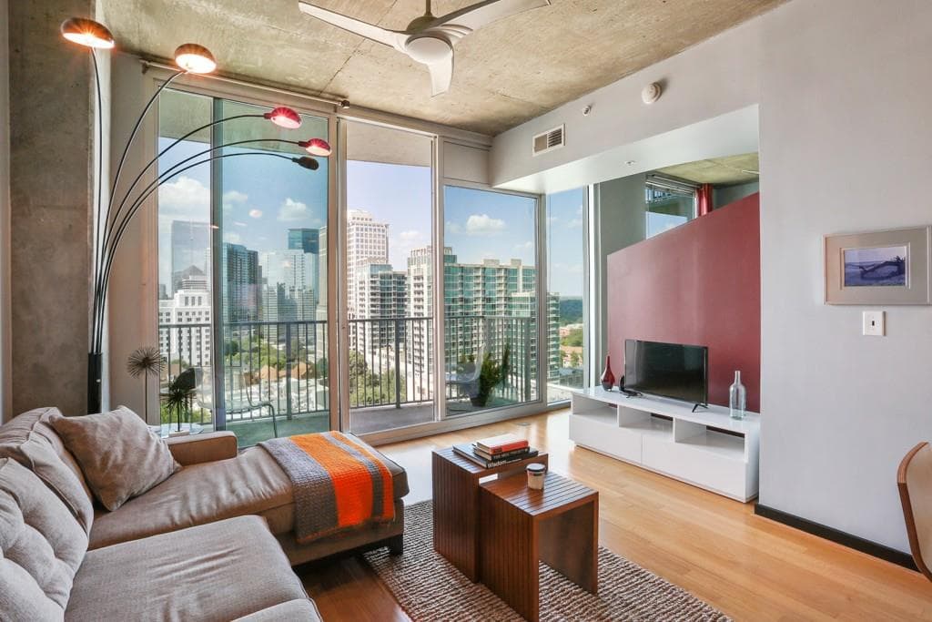 1 bedroom, 701 sq ft condominium sold at 860 Peachtree Street 1515, Atlanta, GA 30308