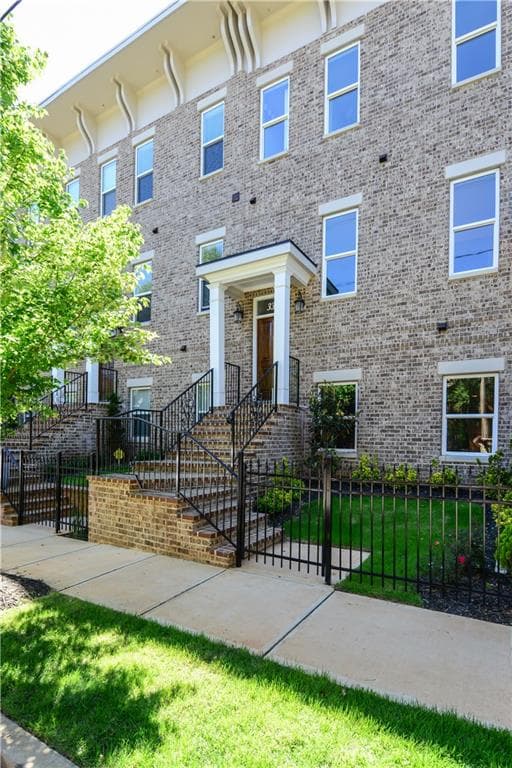 332 Brownstones Circle 332, Atlanta, GA 30312 — most recent listing photo