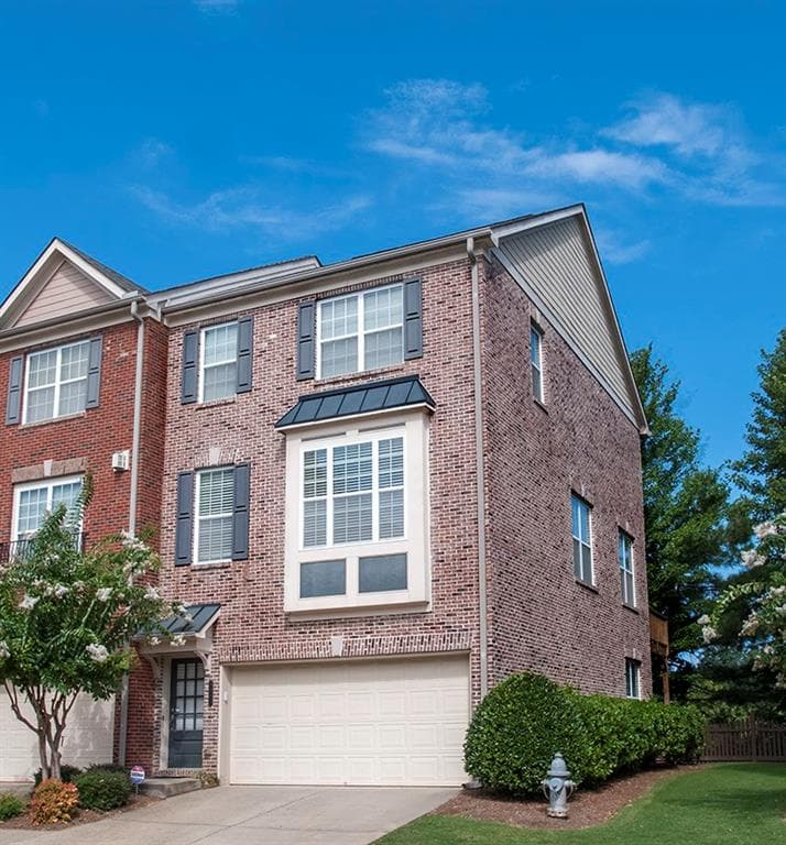 3261 Greenwood Oak Drive 42, Norcross, GA 30092 — most recent listing photo