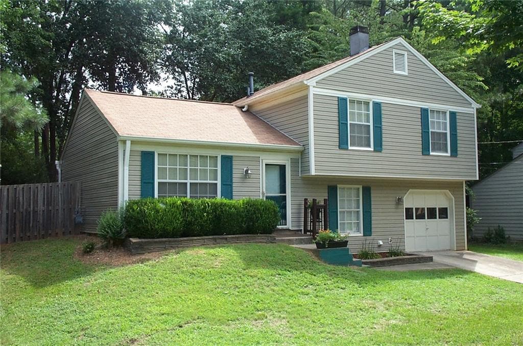 3 bedroom, 1,380 sq ft single family residence sold at 11135 Rotherick Drive, Alpharetta, GA 30022