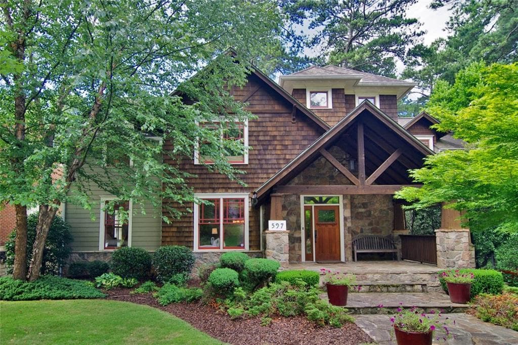 4 bedroom, 4,258 sq ft single family residence sold at 597 Pelham Road, Atlanta, GA 30324