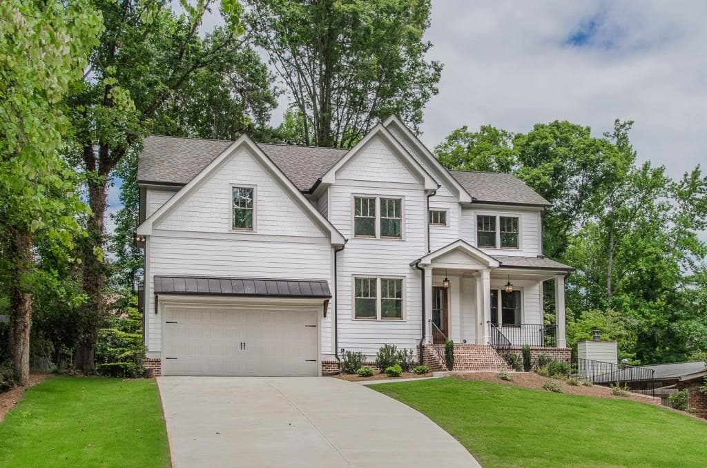 5 bedroom, 3,300 sq ft single family residence sold at 3784 Donaldson Drive, Atlanta, GA 30341