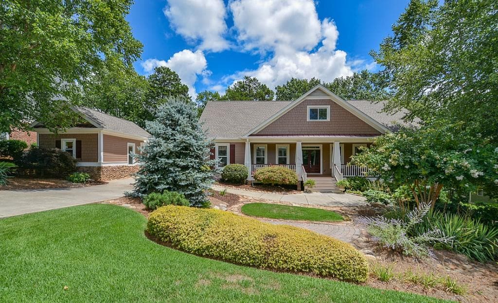207 Crescent Moon Way, Canton, GA 30114 — most recent listing photo
