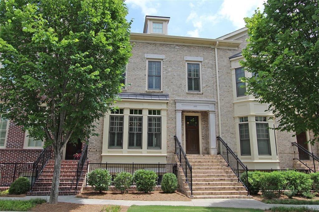 3 bedroom, 2,828 sq ft condominium sold at 205 Riversgate Drive, Atlanta, GA 30339