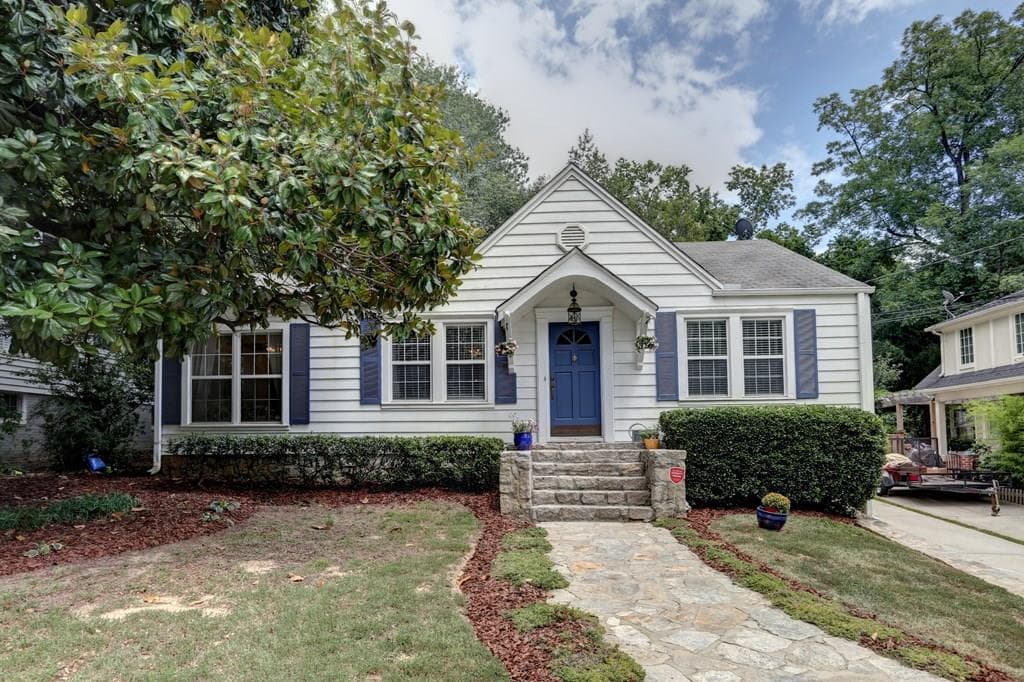 2 bedroom, 1,273 sq ft single family residence sold at 2279 Stephen Long Drive, Atlanta, GA 30305