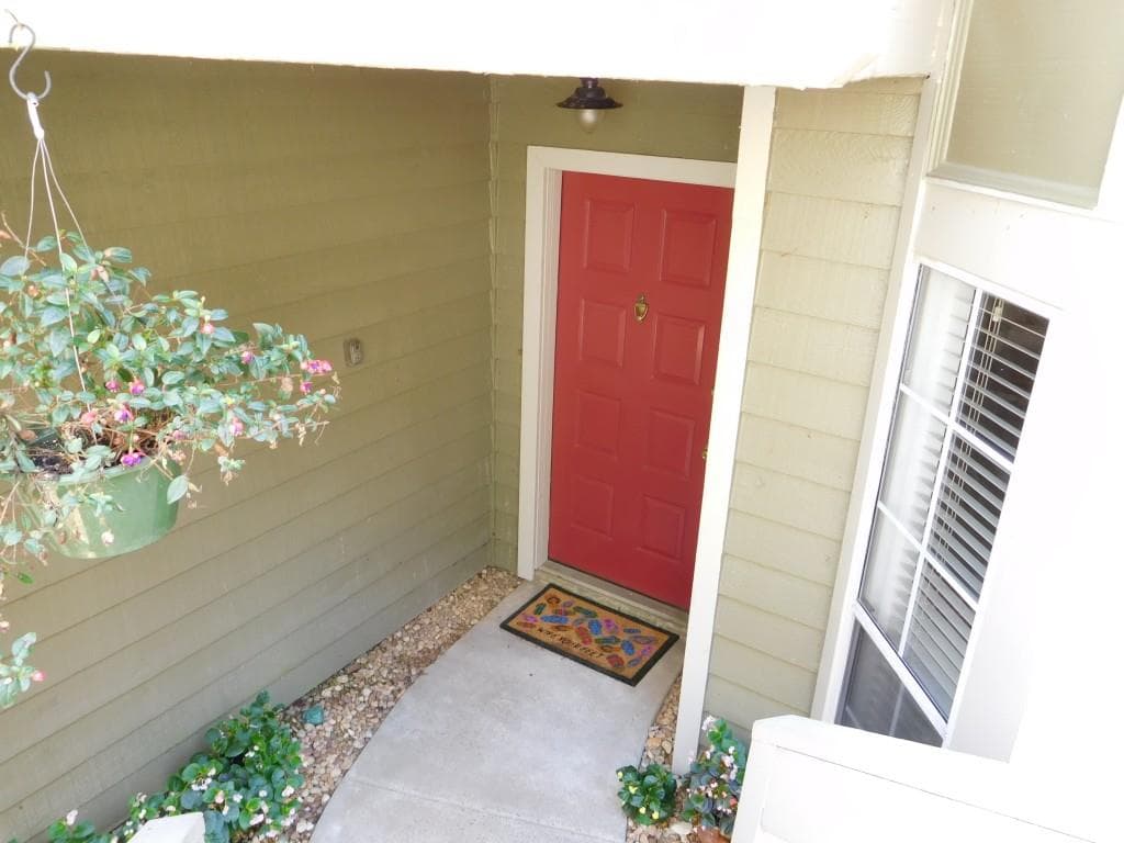 304 Riverview Drive 304, Marietta, GA 30067 — most recent listing photo