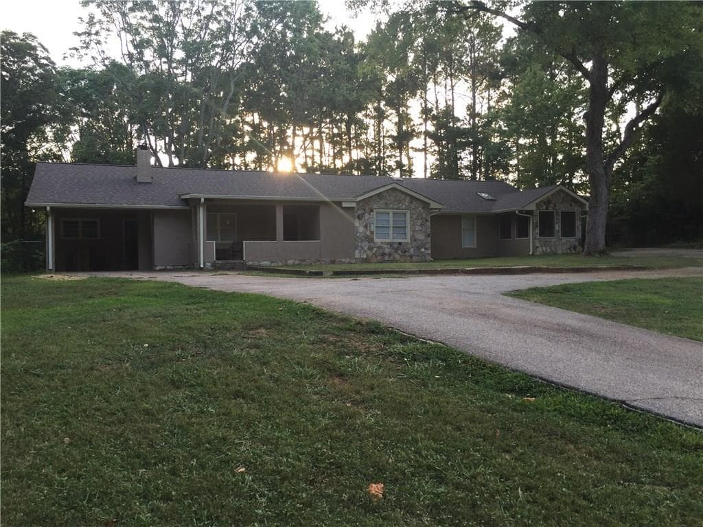 77 Nicole Drive, Douglasville, GA 30134 — most recent listing photo