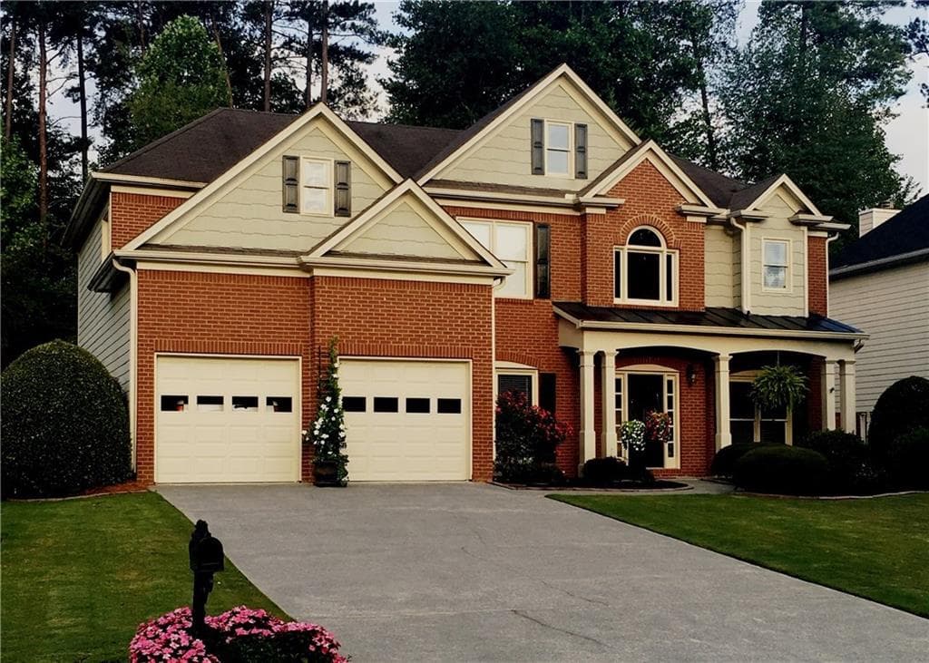 4 bedroom, 3,060 sq ft single family residence sold at 1762 Millhouse Run, Marietta, GA 30066