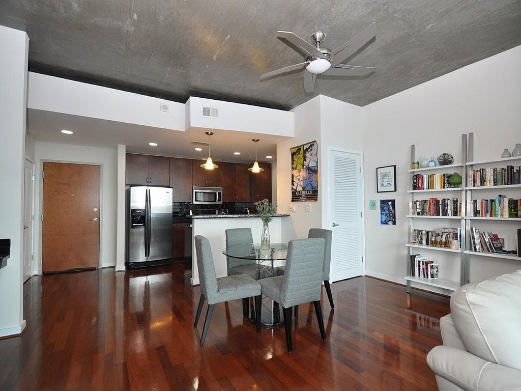 2 bedroom, 1,211 sq ft condominium sold at 860 Peachtree Street 2014, Atlanta, GA 30308