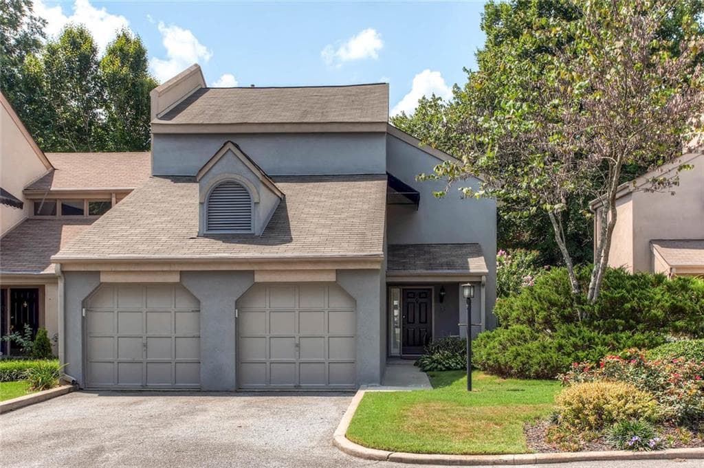 2 bedroom, 1,769 sq ft townhouse sold at 2914 Lenox Road 7, Atlanta, GA 30324