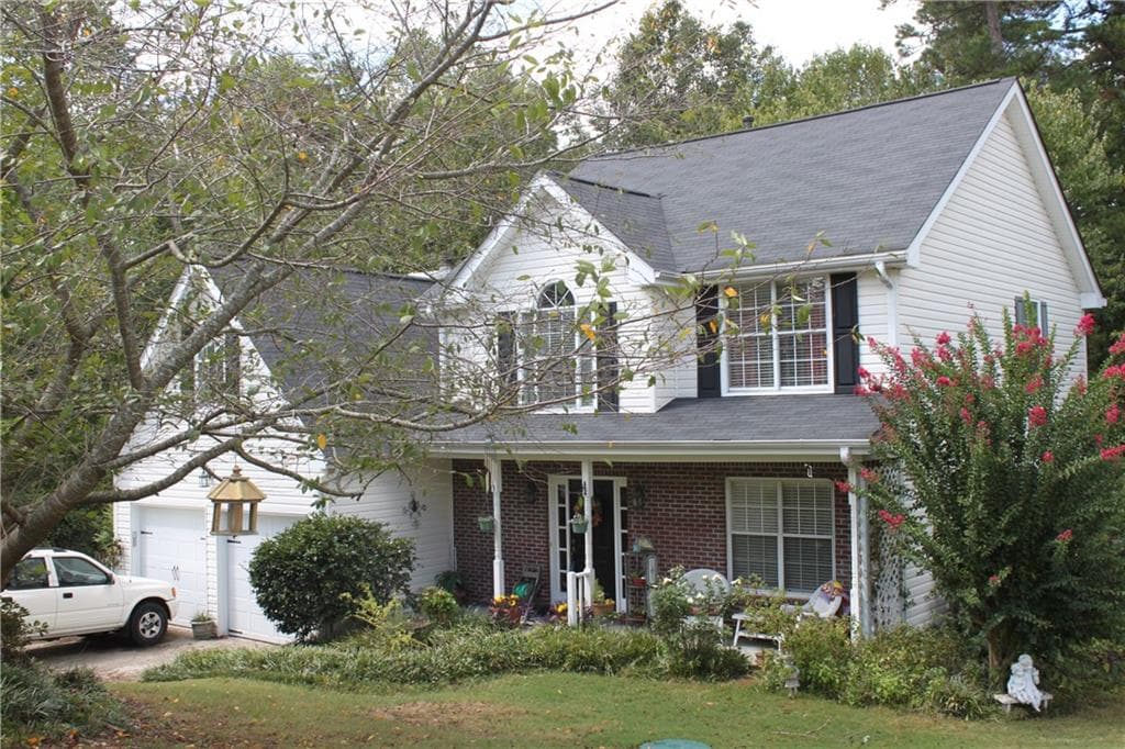 4 bedroom, 2,510 sq ft single family residence sold at 1220 Timber Walk Drive, Loganville, GA 30052