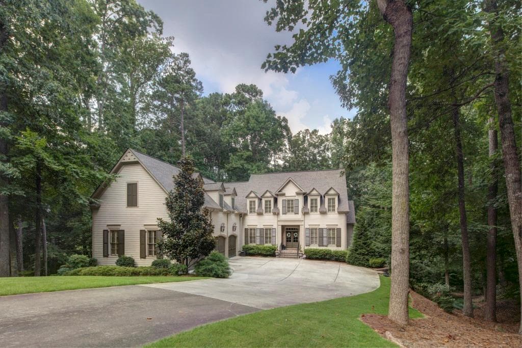 1880 Spalding Drive, Sandy Springs, GA 30350 — most recent listing photo