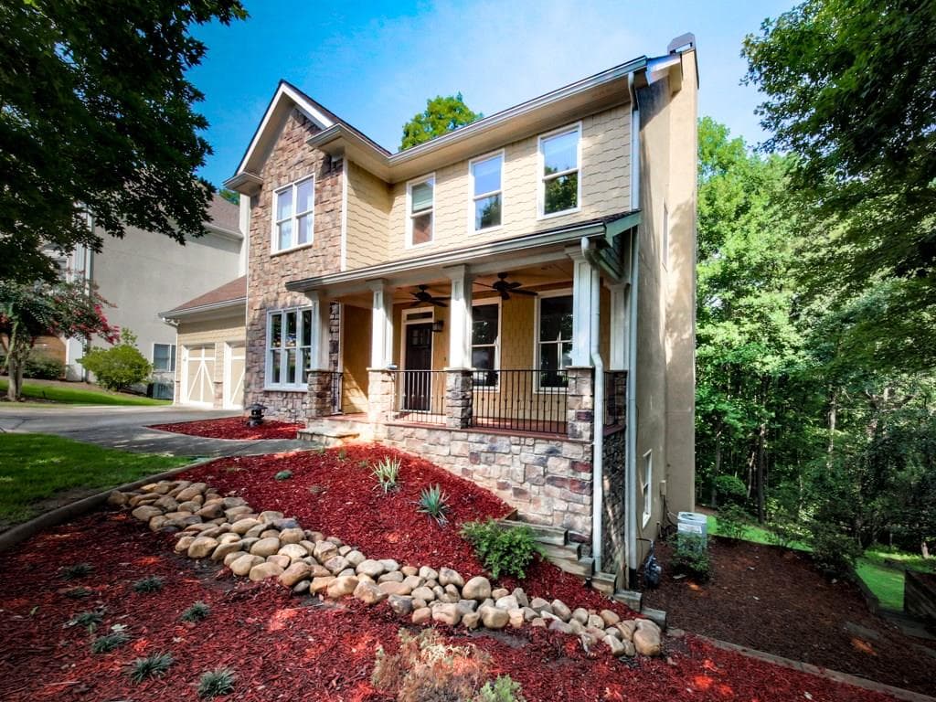 4 bedroom single family residence sold at 1091 LONGWOOD Drive, Woodstock, GA 30189