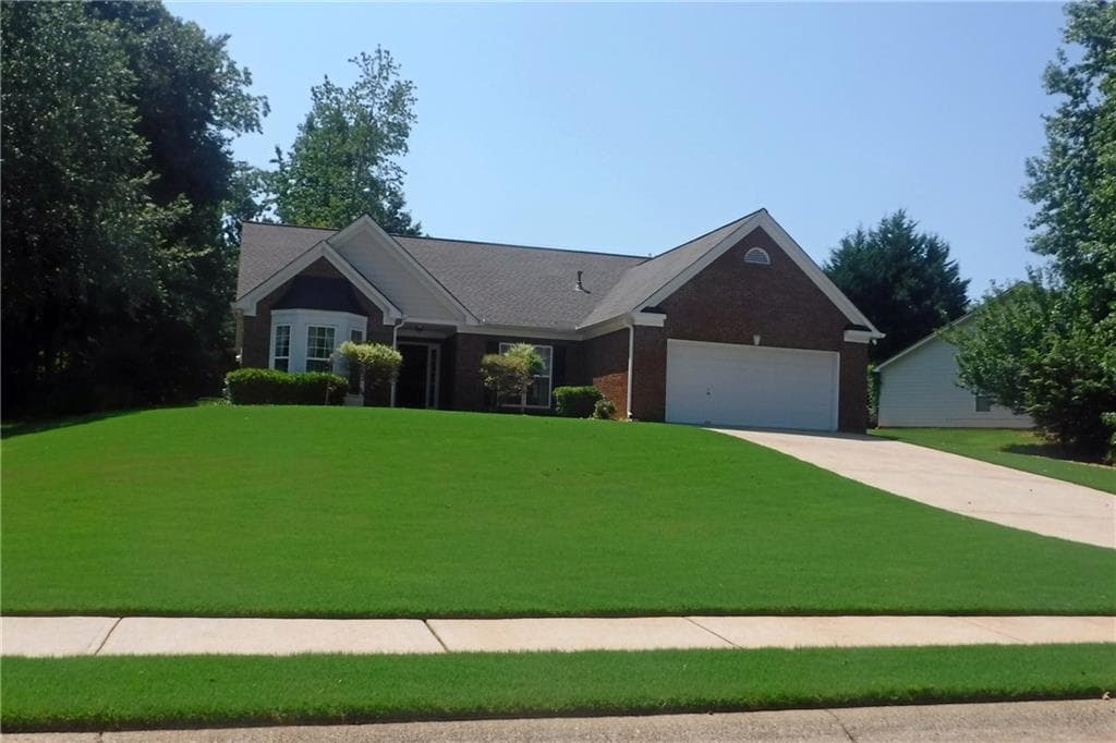 6203 Saddlehorse Drive, Flowery Branch, GA 30542 — most recent listing photo
