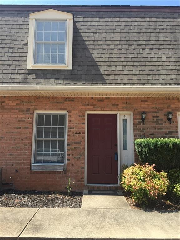 2 bedroom, 1,024 sq ft condominium sold at 3730 Old Flowery Branch Road J4, Oakwood, GA 30566