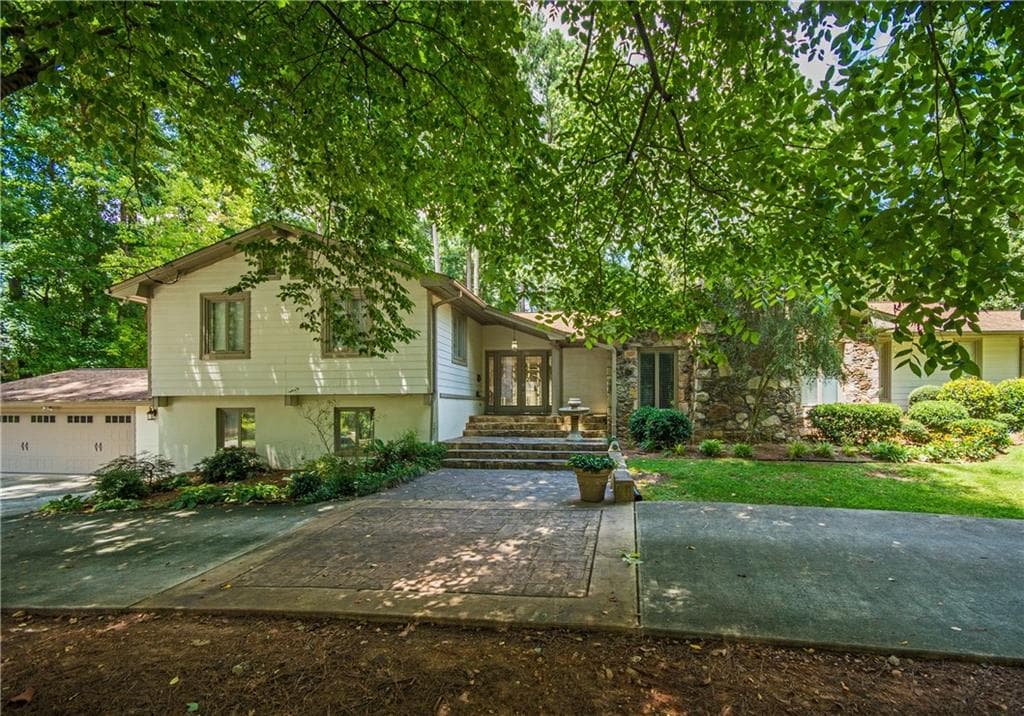 2038 Silver Hill Road, Smoke Rise, GA 30087 — most recent listing photo
