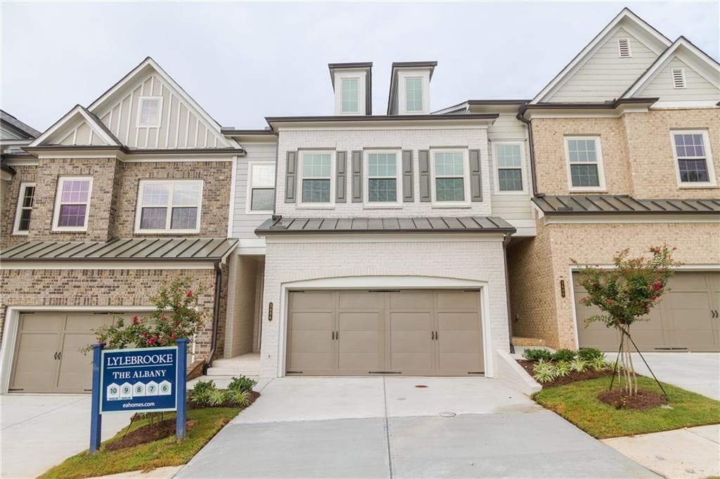 3484 Fenton Drive, Smyrna, GA 30080 — most recent listing photo