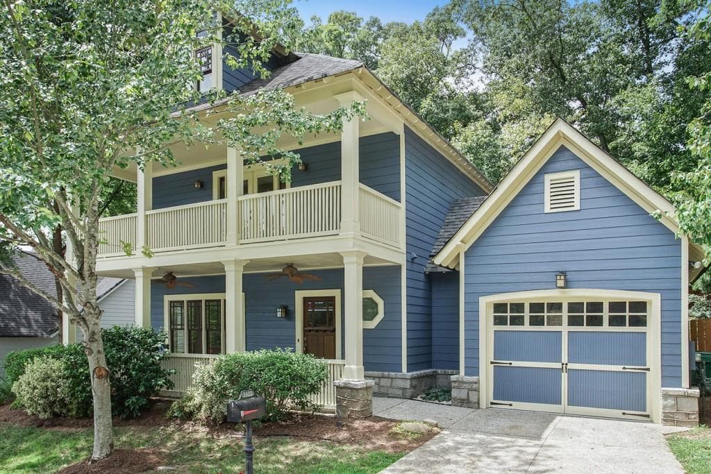 3 bedroom, 2,041 sq ft single family residence sold at 1422 Lakeview East Drive, Atlanta, GA 30316
