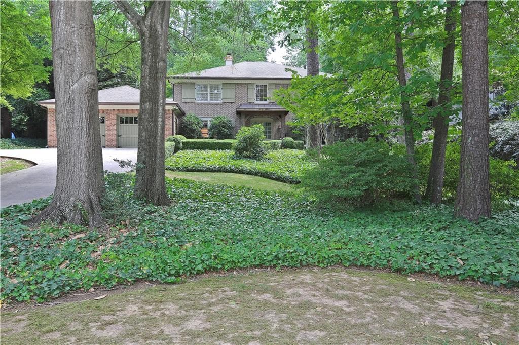 4775 Longchamps Drive, Sandy Springs, GA 30319 — most recent listing photo