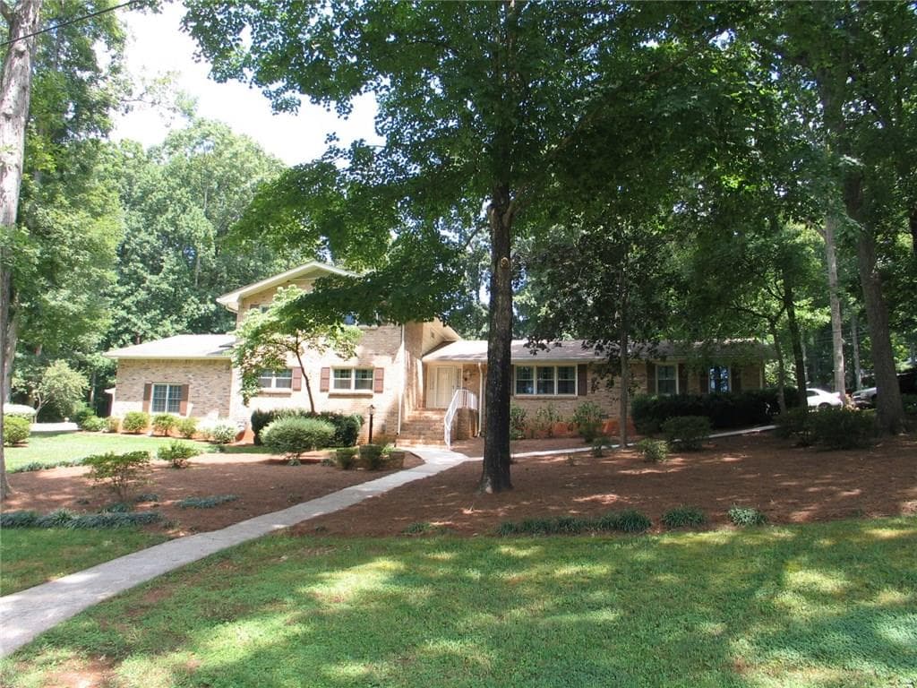 2182 Skytop Drive, Smoke Rise, GA 30087 — most recent listing photo
