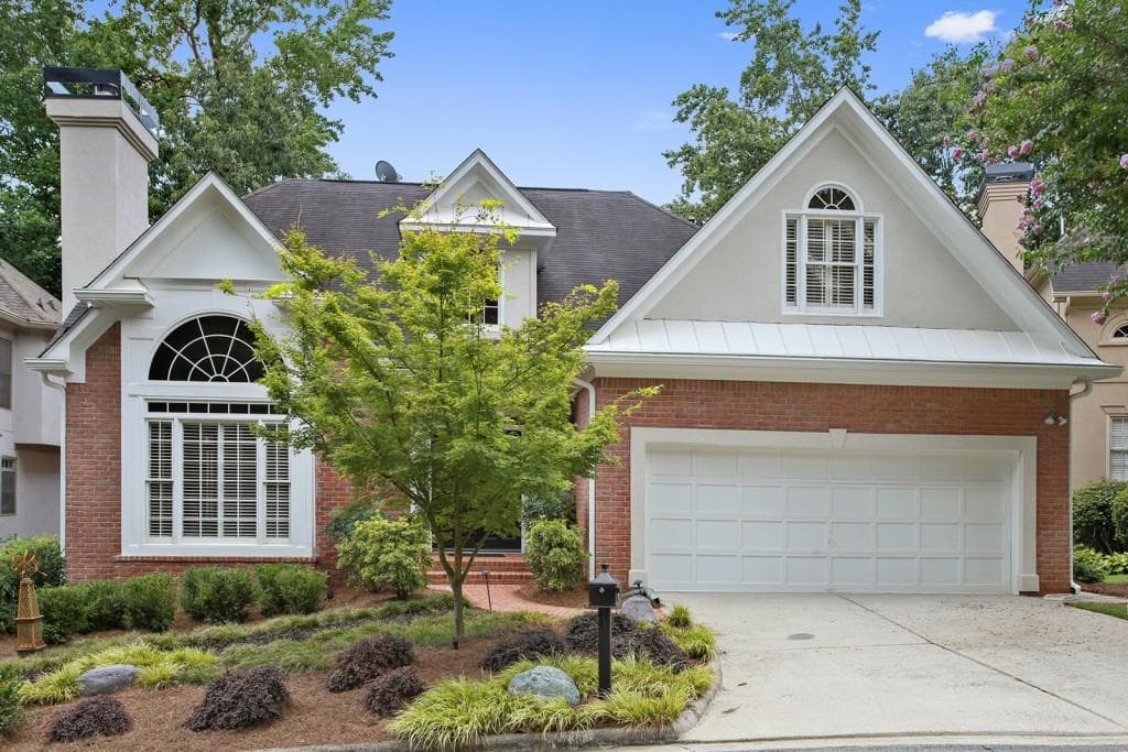 5 bedroom, 3,651 sq ft single family residence sold at 5730 Cameron Hall Place, Atlanta, GA 30328