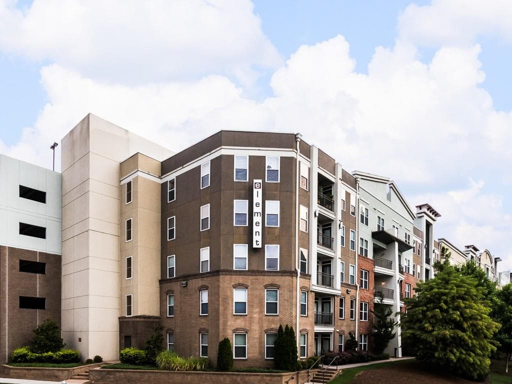 2 bedroom, 1,117 sq ft condominium sold at 390 17th Street 6062, Atlanta, GA 30363