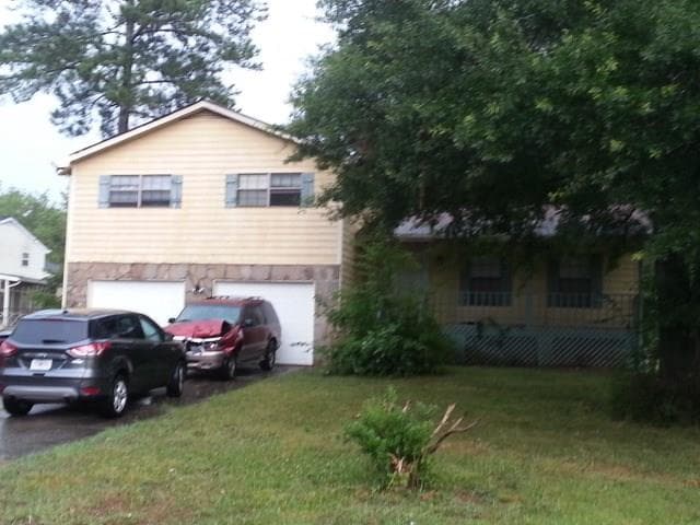 6996 Apache Lane, Riverdale, GA 30274 — most recent listing photo