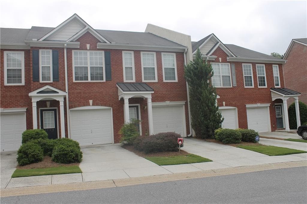 2 bedroom townhouse sold at 3256 Mill Springs Circle, Buford, GA 30519